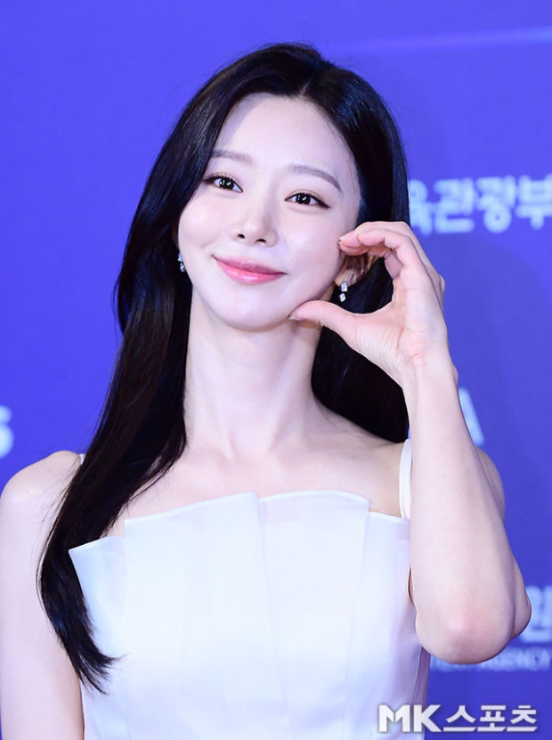 이주빈